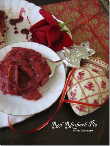 red rhubarb pie4